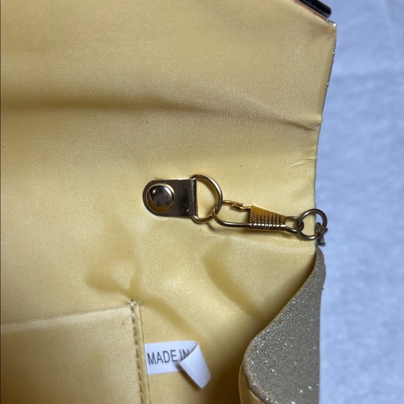 Gold Glitter Envelope Clutch with Chain Strap - Picture 5 of 9